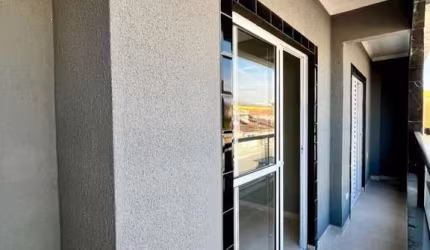 Casa aconchegante com 3 dormitórios, suíte e sacada em bairro tranquilo!