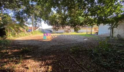Terreno na melhor localização do bairro Glória, com área total de 5.478,90 m², fácil acesso para o Centro e BR 101,