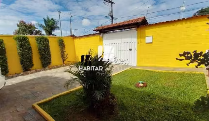Casa com 3 quartos à venda na Rua Água Comprida, 60, Piratininga (Venda Nova), Belo Horizonte por R$ 650.000