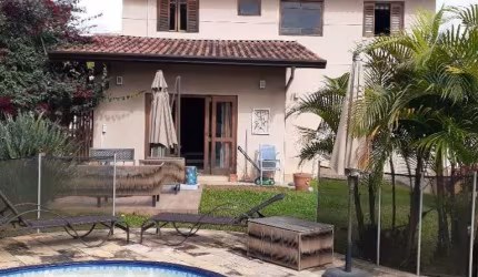 Casa com 3 dormitórios à venda, 232 m² por R$ 1.200.000,00 - Granja Viana - Cotia/SP
