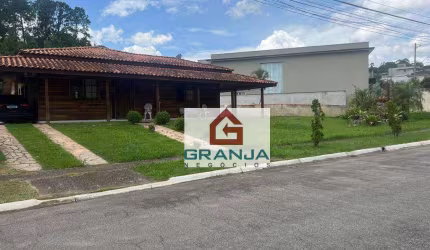 Casa com 4 dormitórios à venda, 193 m² por R$ 650.000,00 - Granja Viana - Cotia/SP