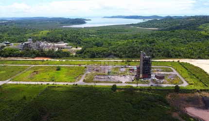 Região Portuária - Área Industrial com 25.000m² para Locação em Candeias, Bahia – Ideal para Logística, Frotas e Operações de Grande Porte