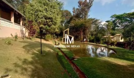 Sítio á venda de 3000m², casa com 05 quartos sendo 02 suítes em Igarapé MG!