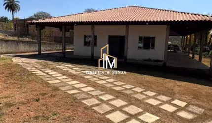 Casa de condomínio á venda com 03 quartos sendo 01 suíte, 1500m² em Igarapé MG!