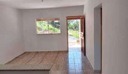 Casa em condomínio de luxo com 2 quartos e 243,57 m2 na Mantiquira, Paty do Alferes-RJ. Imperdível!