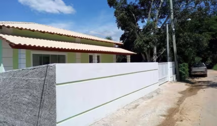 Casa em Condomínio à Venda em Paty do Alferes-RJ, Bairro Mantiquira: 3 Quartos, 1 Suíte, 1 Sala, 2 Banheiros, 1 Vaga, 255,74m2 Área.