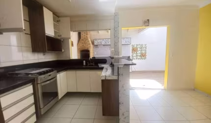 Sobrado com 3 dormitórios à venda, 170 m² por R$ 960.000,00 - Centro - Indaiatuba/SP