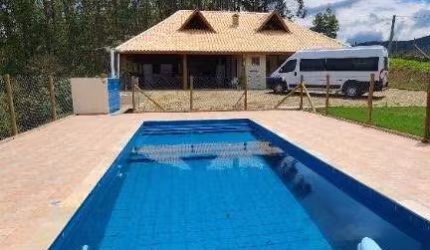 Chácara com 4 dormitórios, 6000 m² - venda por R$ 950.000,00 ou aluguel por R$ 5.000,00/mês - Marambaia - Caçapava/SP