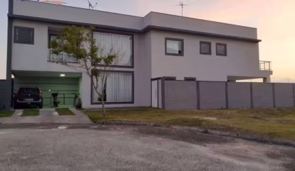Sobrado à venda no Bosque dos Manacas - Jacareí/SP com 247 m²