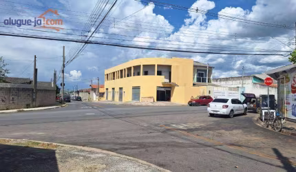 Sobrado à venda no Residencial Esperança - Caçapava/SP com 408 m²