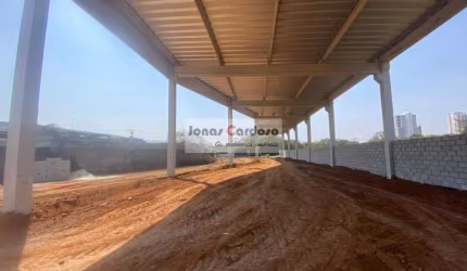 Galpão com terreno de 8.000 m2 com um GALPÃO  de 650 m2
