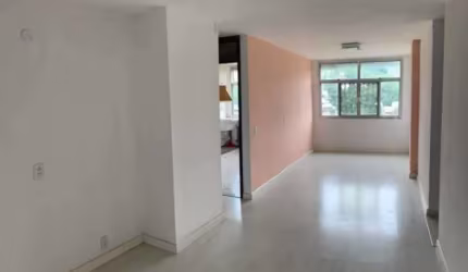 Apartamento com 2 quartos à venda na Estrada do Cafundá, Taquara, Rio de Janeiro, 60 m2 por R$ 199.000