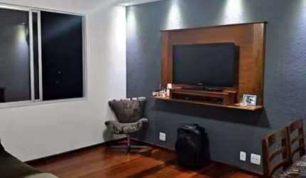 Apartamento com 2 quartos à venda na Rua Oswaldo Lussac, Taquara, Rio de Janeiro por R$ 150.000