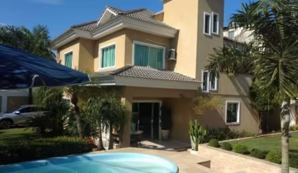 Casa em condomínio fechado com 4 quartos à venda na Avenida Engenheiro Souza Filho, Itanhangá, Rio de Janeiro por R$ 1.200.000