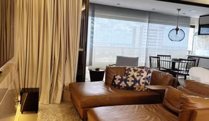 Apartamento para locação no bairro Santa Mônica em Feira de Santana-BA, com 3 quartos, 1 suíte e 170m² de área.