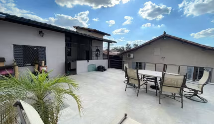 Casa com 4 quartos à venda na Rua Maria Regina de Jesus, 863, Céu Azul, Belo Horizonte por R$ 1.190.000
