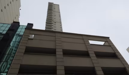 Apartamento com 2 dormitórios à venda no Centro