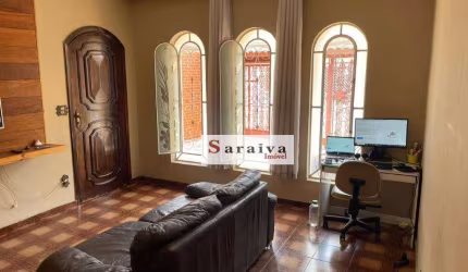 Casa com 3 dormitórios à venda, 257 m² por R$ 1.050.000,00 - Vila Scarpelli - Santo André/SP
