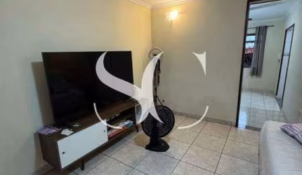 Vende-se sobrado de 03 dormitórios no bairro de Campo Grande em Santos.