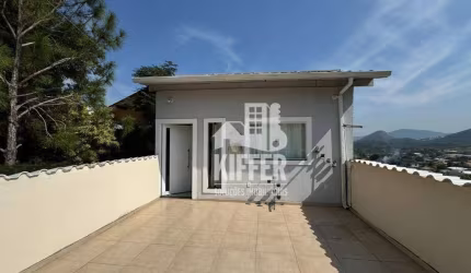 Casa com 1 quarto à venda, 60 m² por R$ 345.000 - Manu Manuela - Maricá/RJ