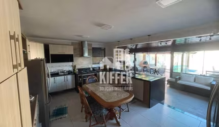 Luxuosa Mansão em Itaipuaçu: , Piscina, Gourmet e Vista Privilegiada!