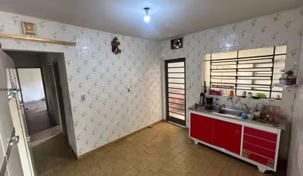 Casa para Venda em Mogi das Cruzes, Vila Mogilar, 2 dormitórios, 1 banheiro, 2 vagas