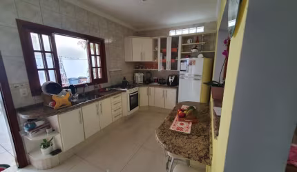 Maravilhosa casa pronta para morar