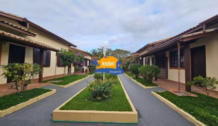 Venda de Casa em Condomínio, próximo ao mar em Bertioga-SP, Centro  - 2 Quartos, 1 Suíte, 1 Vaga - 67,32m²