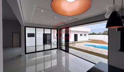 Casa com 3 quartos à venda no Residencial Parque Laguna I, Botucatu  por R$ 1.900.000