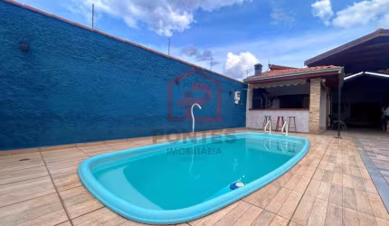 Casa com 4 quartos à venda na Vila Antártica, Botucatu , 138 m2 por R$ 650.000