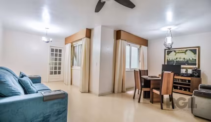 Apartamento residencial à venda com valor reduzido na Rua Ramiro Barcelos, no bairro Independência. Amplo e confortável com 115 m² de área útil. Composto por 3 quartos acolhedores e 2 banheiros comple