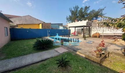 Casa com 3 dormitórios e piscina à venda por R$ 140.000 - Centro - Balneário Pinhal/RS