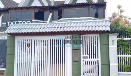 Sobrado com 3 dormitórios à venda, 180 m² por R$ 550.000,00 - Centro - Tramandaí/RS