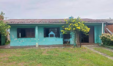 Casa com 2 dormitórios à venda por R$ 160.000,00 - Centro - Balneário Pinhal/RS