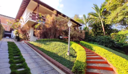 Casa com 7 quartos à venda na Alameda dos Jacarandás, 5, São Luiz, Belo Horizonte por R$ 3.100.000