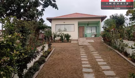 IMÓVEL COM 600M² DE QUINTAL E 100M² DE CONSTRUÇÃO