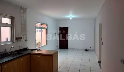 APARTAMENTO COMERCIAL - PRÓXIMO AO LARGO DO BOM PARTO