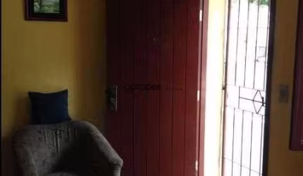 Sobrado com 1 dormitório à venda, 60 m² - Porto - Pelotas/RS
