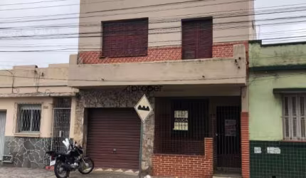 Casa com 182m² 4 dormitórios - Fragata Pelotas/RS