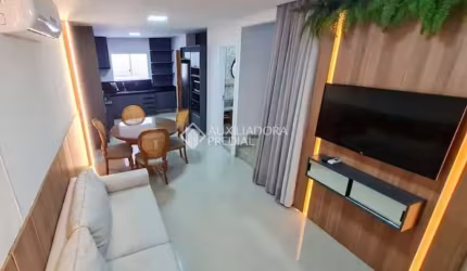 Casa com 3 quartos à venda na 400, 5, Balneário Ponta do Papagaio (Ens Brito), Palhoça, 128 m2 por R$ 900.000