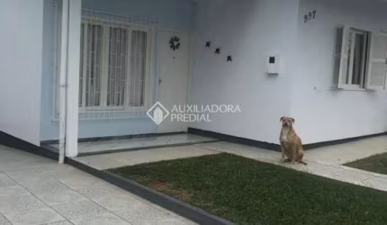 Casa com 5 quartos à venda na Rua Manoel Loureiro, 996, Barreiros, São José, 260 m2 por R$ 890.000