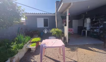 Casa com 3 quartos à venda na Rua Aderbal Ramos da Silva, 365, Morretes (Ens Brito), Palhoça, 75 m2 por R$ 370.000