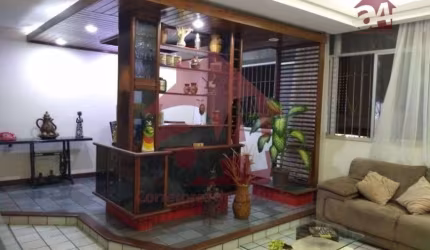 Apartamento para venda com 4/4 sendo 2 suítes na Barra, 1 vaga, amplo, com armários e pequena infra