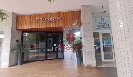 Apartamento à venda, 74 m² por R$ 680.000,00 - Centro - Maringá/PR