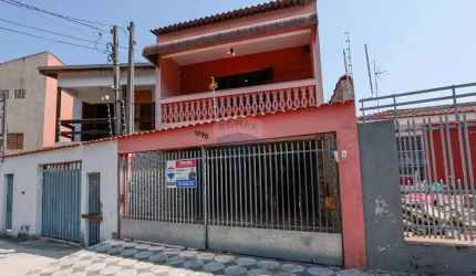 Casa a venda com 4 quartos sendo 1 suite, na Jardim Zulmira, Sorocaba SP