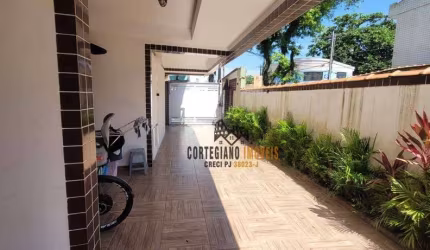 Casa com 3 dormitórios à venda, 112 m² por R$ 575.000 - Macuco - Santos/SP