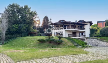 Casa em condomínio, 4 quartos no São Lourenço