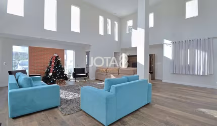 CASA PARA ALUGAR NO CASCATINHA