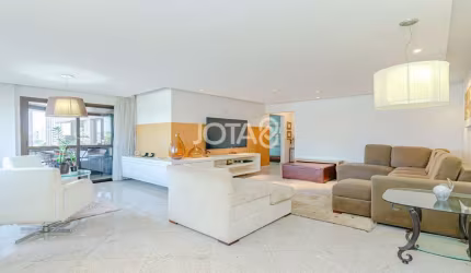 Apartamento com 3 quartos e 3 vagas - J8 imóveis