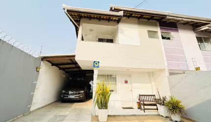 Casa  para Venda com  3 quartos sendo 2  Suites,   garagem  3 carros  bairro  São Vicente - Itajaí